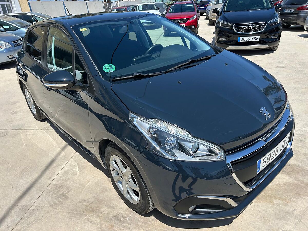 PEUGEOT 208 ALLURE 1.2 E-THP SPANISH LHD IN SPAIN 90000 MILES SUPERB 2015